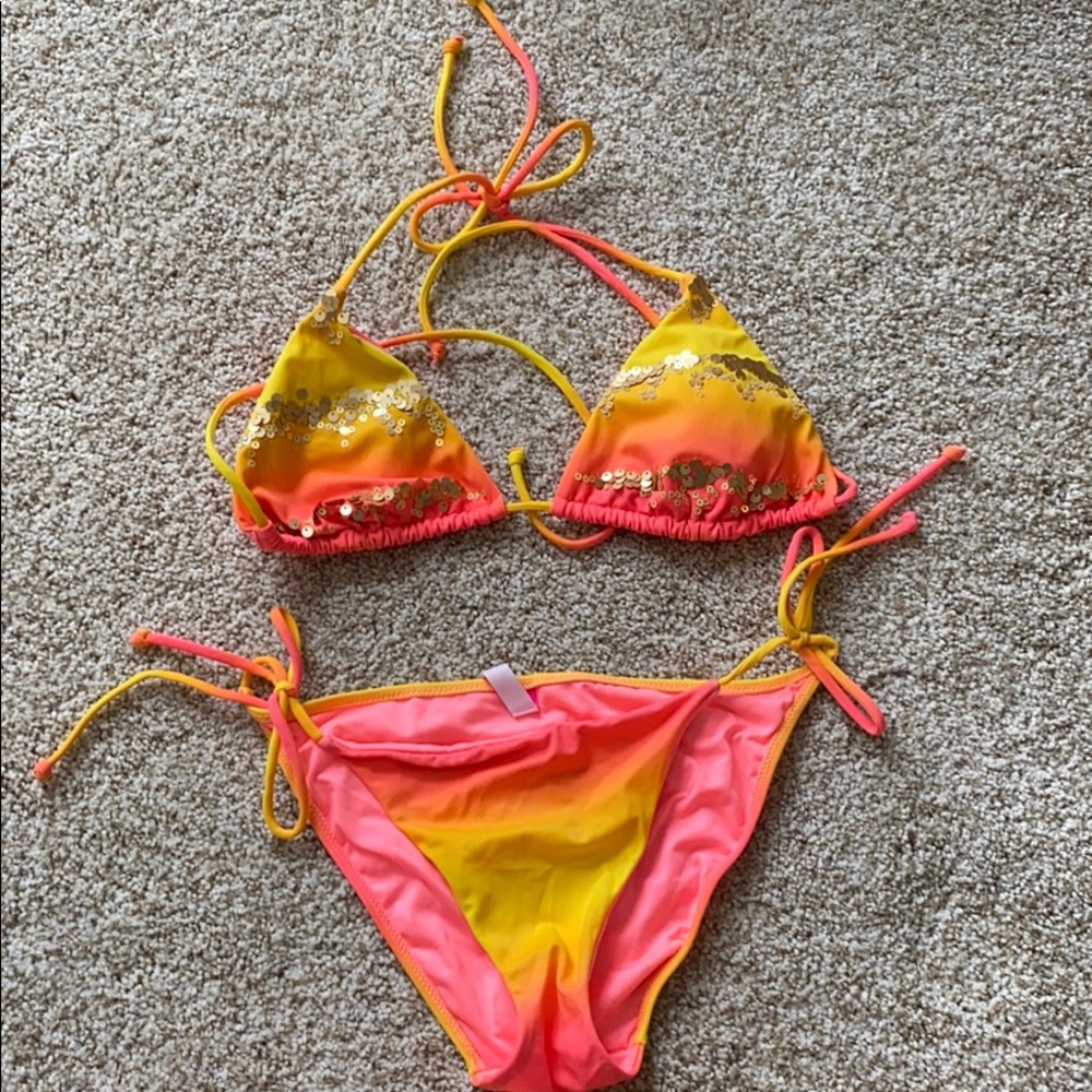 Ombré bathing suit